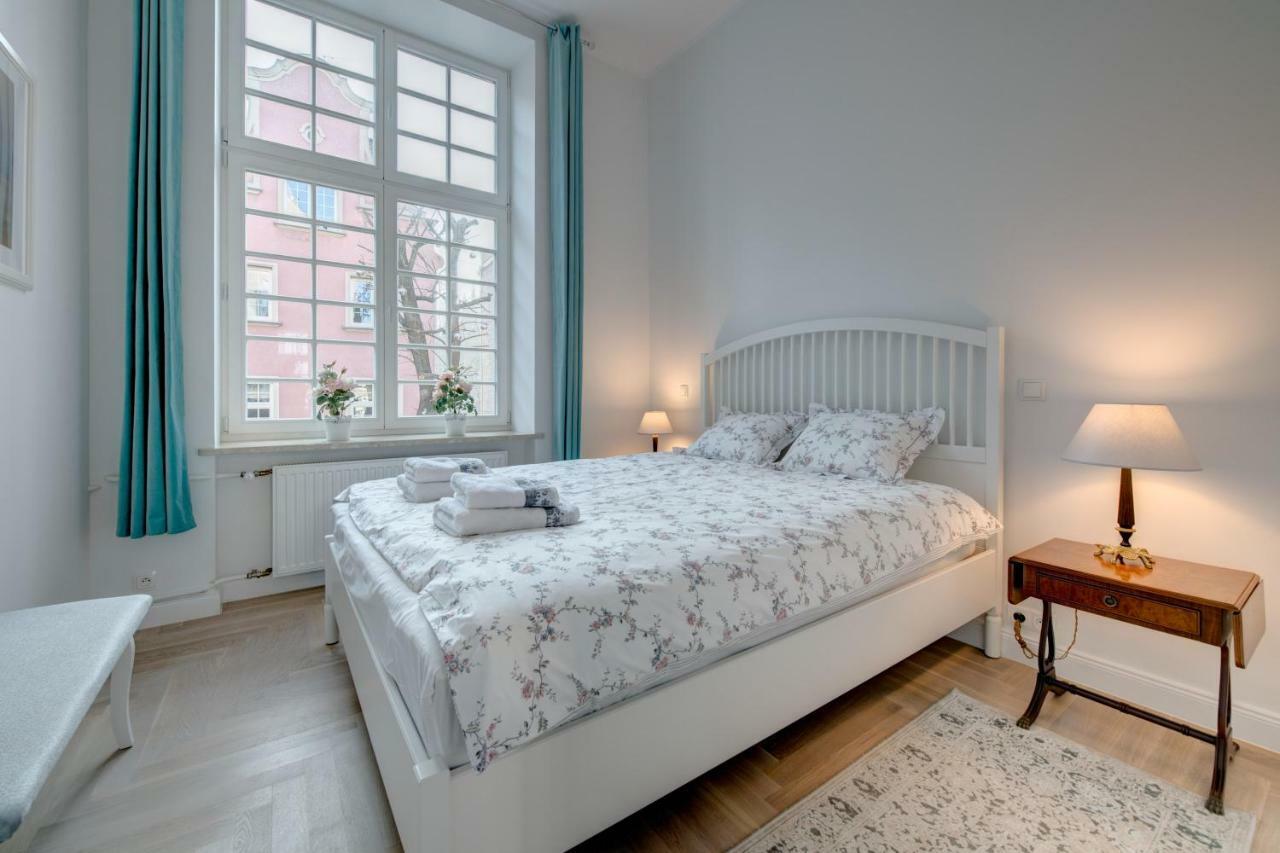 Apartamenty Mariacka Гданьск Экстерьер фото